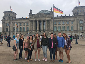 Virginia Wesleyan students in Berlin, Germany, summer 2018. Photograph by Prof. Antje Schwennicke.