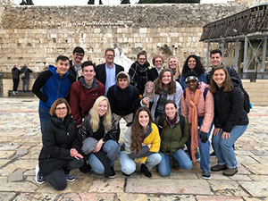 Virginia Wesleyan students at the Western Wall in Jerusalem, Israel, 10 January 2020. Photograph by Elad Vazana.