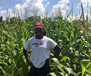 Hali Goad (‘16, Earth & Environmental Science) received a research grant from the Virginia Foundation of Independent Colleges (VFIC) this past summer to examine the efficacy of retention ponds to improve the water quality of stormwater runoff