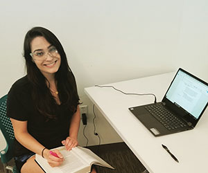 Cassandra working on her chemistry research, Virginia Wesleyan University, summer 2018.