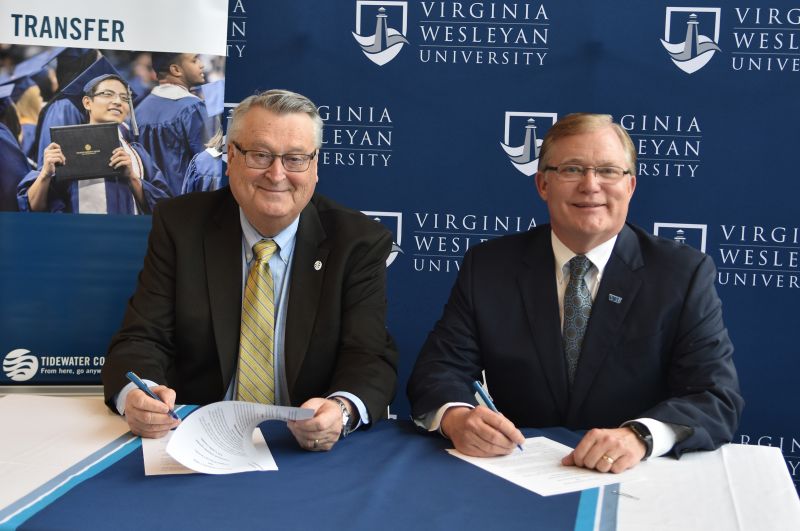 Virginia Wesleyan University President Scott D. Miller and Tidewater Community College President Gregory T. DeCinque formalized the new Fair Transfer Guarantee agreement on February 27 in the Greer Environmental Sciences Center at VWU. 