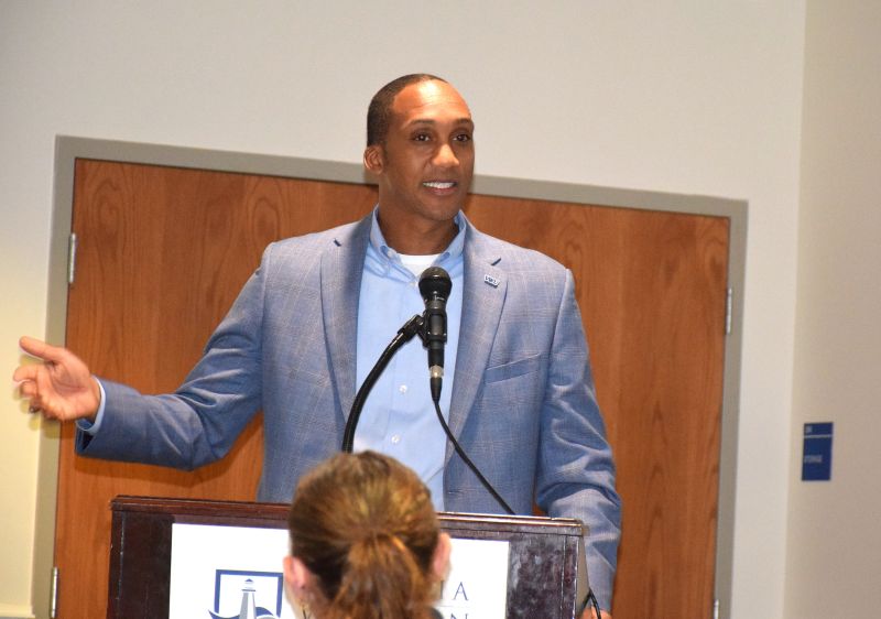 An alumnus from the Class of 2006, Taylor stressed the importance of carrying both hope and responsibility while navigating uncharted territory as a first-generation college student.